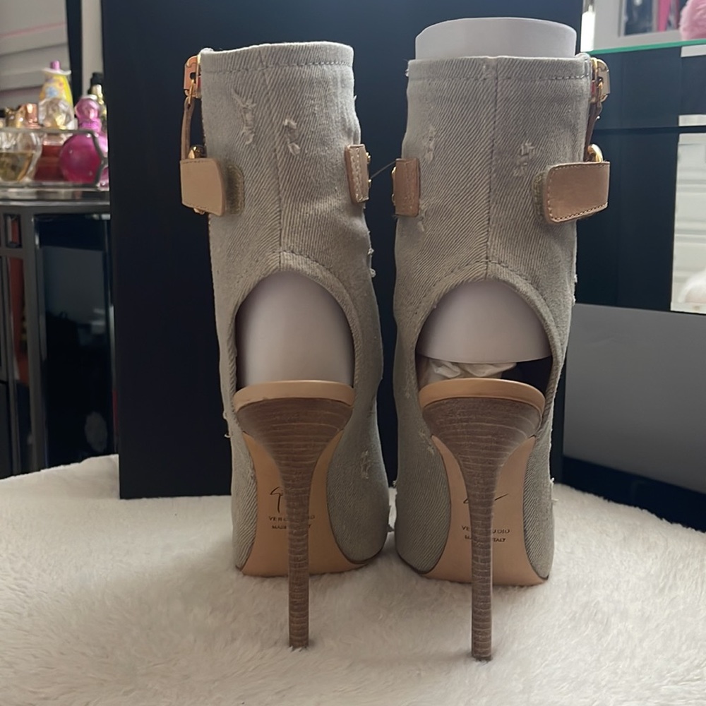 Giuseppe Zanotti acid wash denim peep toe bootie - Picture 5 of 9